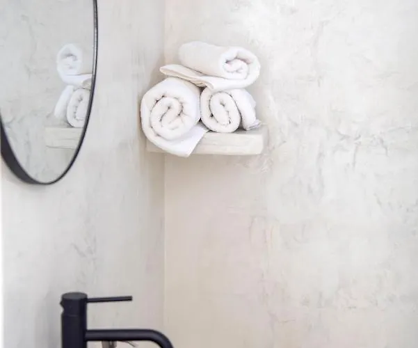 Argo-studios Apartment Kini